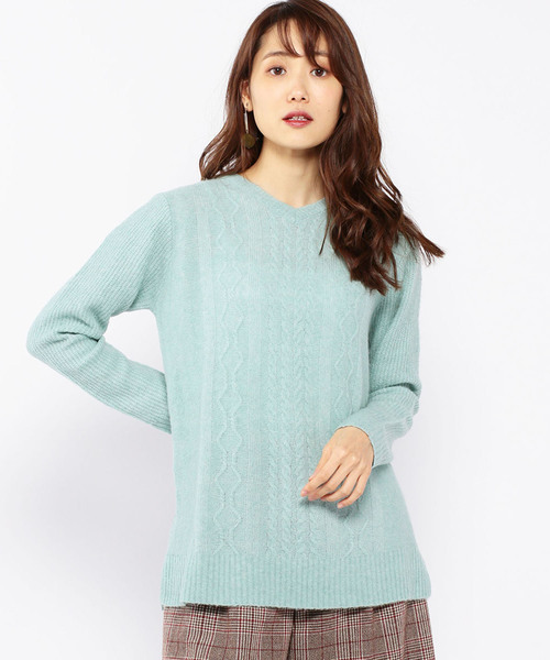 DECOY SINCE 1981（デコイシンスイチキュウハチイチ）の「ヤク混ケーブル柄ニットプルオーバー（ニット/セーター・レディース・ベージュ/グレー/ピンク/グリーン・LL/M size/L size）」の3枚目の写真