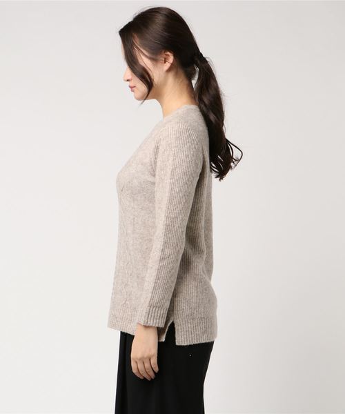 DECOY SINCE 1981（デコイシンスイチキュウハチイチ）の「ヤク混ケーブル柄ニットプルオーバー（ニット/セーター・レディース・ベージュ/グレー/ピンク/グリーン・LL/M size/L size）」の5枚目の写真