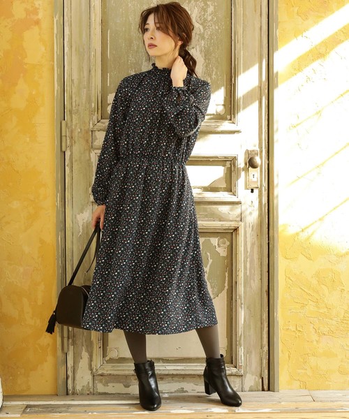 VIS(ビス)の「フラワーギャザーワンピース(ワンピース・レディース・ネイビー/レッド系その他/ホワイト・FREE)」の7枚目の写真