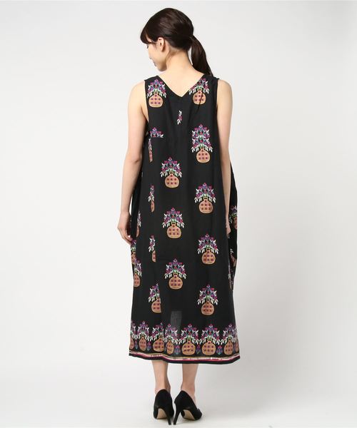 チャイハネ(チャイハネ)の「【チャイハネ】yul 花瓶プリントノースリーブワンピース(ワンピース・レディース・ホワイト/ブラック/レッド/イエロー/グリーン・FREE)」の18枚目の写真