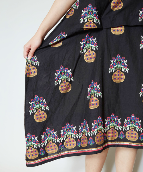 チャイハネ(チャイハネ)の「【チャイハネ】yul 花瓶プリントノースリーブワンピース(ワンピース・レディース・ホワイト/ブラック/レッド/イエロー/グリーン・FREE)」の19枚目の写真