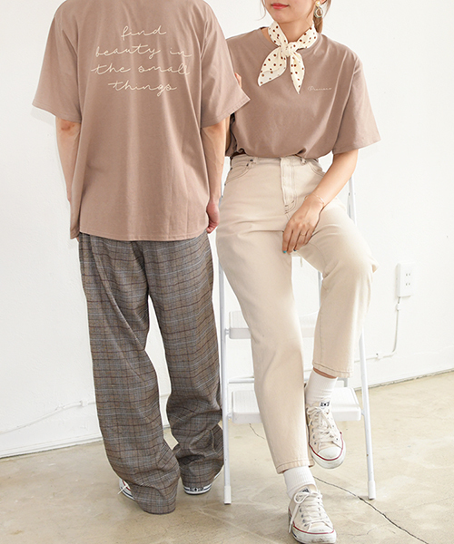 PairPair（ペアペア）の「【リンクコーデ専門ブランド/ペアペア】筆記体ロゴビッグＴ(男女兼用)（Tシャツ/カットソー・レディース・ブラック/オフホワイト/モカ・FREE）」の6枚目の写真