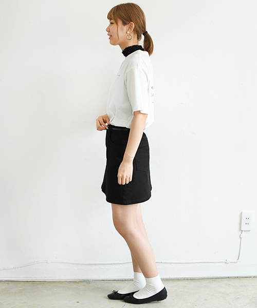 PairPair（ペアペア）の「【リンクコーデ専門ブランド/ペアペア】筆記体ロゴビッグＴ(男女兼用)（Tシャツ/カットソー・レディース・ブラック/オフホワイト/モカ・FREE）」の11枚目の写真