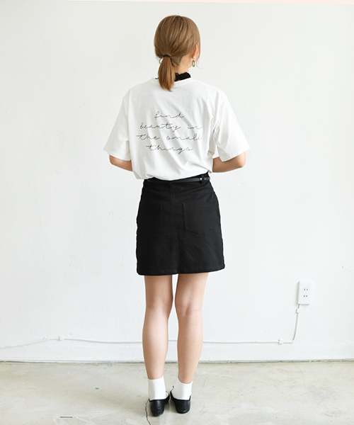 PairPair（ペアペア）の「【リンクコーデ専門ブランド/ペアペア】筆記体ロゴビッグＴ(男女兼用)（Tシャツ/カットソー・レディース・ブラック/オフホワイト/モカ・FREE）」の12枚目の写真