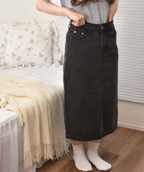 urge：（アージコロン ）の「【URGE：】デニム タイトロングスカート（デニムスカート・レディース・ライトブルー/ネイビー/ブラック/ホワイト/ワンウォッシュ/チャコールグレー・SMALL/MEDIUM/LARGE/X-LARGE）」の4枚目の写真