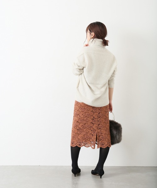 La TOTALITE（ラトータリテ）の「レースタイトスカート◆（スカート・レディース・ネイビー/キャメル・40/38/36）」の14枚目の写真