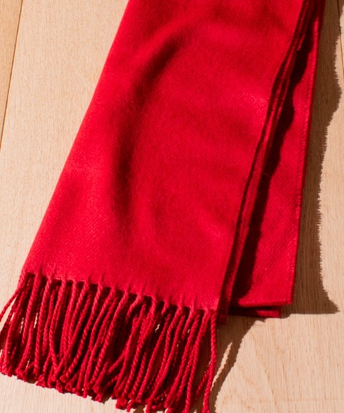 JOHN'S CLOSET（ジョンズクローゼット）の「【g】国産ソフトタッチ無地＆チェックマフラー（マフラー・レディース・ホワイト/チャコールグレー/ブラック/ベージュ/ネイビー/グレー/レッド/ホワイト×ブラック/ホワイト系その他/ホワイト系その他2/ホワイト系その他3/ブラック系その他/ブラック系その他2/ブラック×ホワイト/ベージュ系その他/グリーン系その他/キャメル/レッド系その他/レッド系その他2/レッド系その他3/ワイン/チェック・FREE）」の17枚目の写真