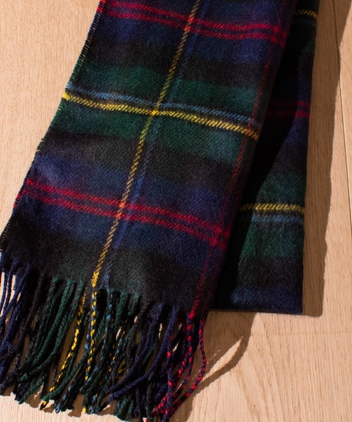 JOHN'S CLOSET（ジョンズクローゼット）の「【g】国産ソフトタッチ無地＆チェックマフラー（マフラー・レディース・ホワイト/チャコールグレー/ブラック/ベージュ/ネイビー/グレー/レッド/ホワイト×ブラック/ホワイト系その他/ホワイト系その他2/ホワイト系その他3/ブラック系その他/ブラック系その他2/ブラック×ホワイト/ベージュ系その他/グリーン系その他/キャメル/レッド系その他/レッド系その他2/レッド系その他3/ワイン/チェック・FREE）」の22枚目の写真