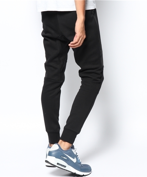 And A（アンドエー）の「NIKE TECH FLEECE 1.0 LONGPANTS（その他パンツ・メンズ・ブラック/グレー・SMALL/MEDIUM）」の4枚目の写真