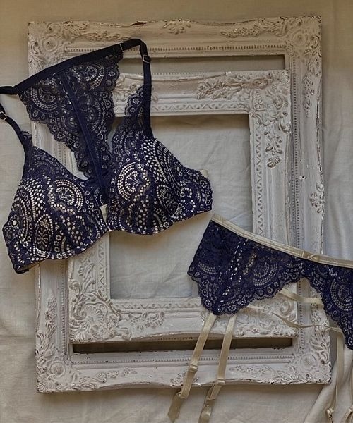 ANNEBRA（アンブラ）の「Rich 3/4カップフロントホックブラジャー（ブラジャー・レディース・ブルー/ベージュ・B70/B75/D80/E70/C75/D75/E80/F70/C70/G70/G75/E75/C80/F75/D70）」の4枚目の写真