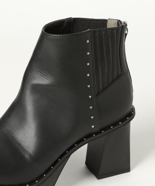 PAGEBOY(ページボーイ)の「ヘビーソールスタッズブーツ(ミドルブーツ)(ブーツ・レディース・ブラック/ブラウン/パイソン・MEDIUM/LARGE)」の10枚目の写真