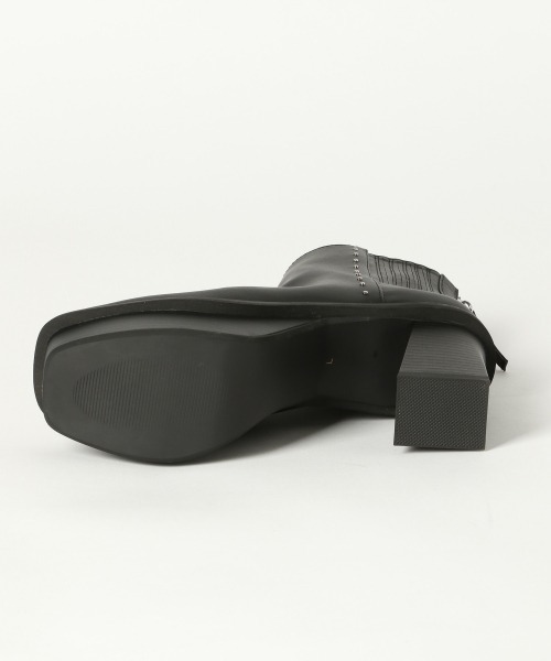 PAGEBOY(ページボーイ)の「ヘビーソールスタッズブーツ(ミドルブーツ)(ブーツ・レディース・ブラック/ブラウン/パイソン・MEDIUM/LARGE)」の13枚目の写真