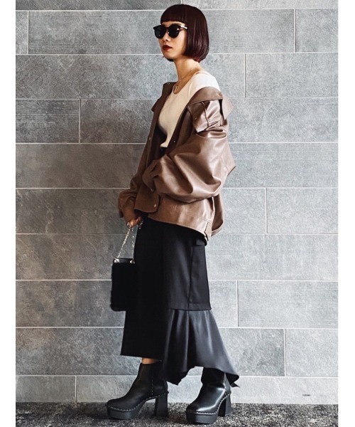 PAGEBOY(ページボーイ)の「ヘビーソールスタッズブーツ(ミドルブーツ)(ブーツ・レディース・ブラック/ブラウン/パイソン・MEDIUM/LARGE)」の19枚目の写真