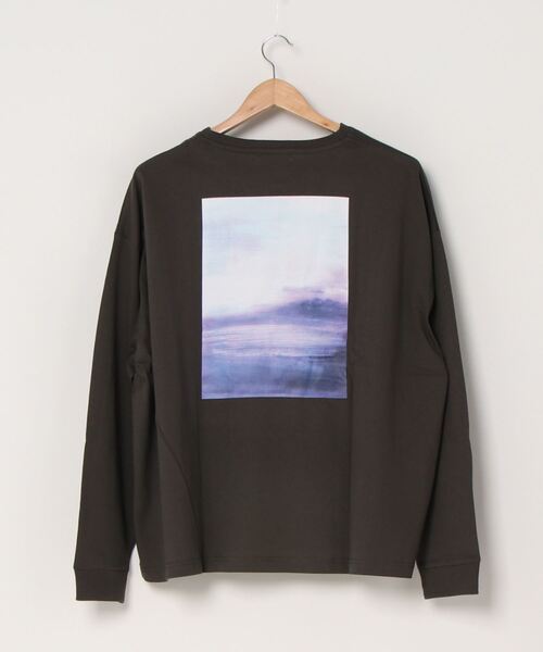 WEGO（ウィゴー）の「WEGO/グラフィックアートビッグシルエットロンT（Tシャツ/カットソー・メンズ・パープル系その他/スミクロ/ベージュ系その他・MEDIUM/LARGE）」の4枚目の写真