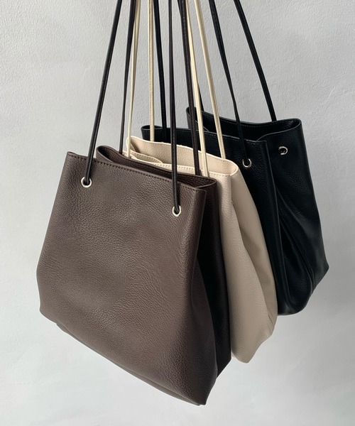 LE MORE(リモア)の「3wayフェイクレザーバッグ(ハンドバッグ・レディース・ブラック/アイボリー/ブラウン・FREE)」の4枚目の写真