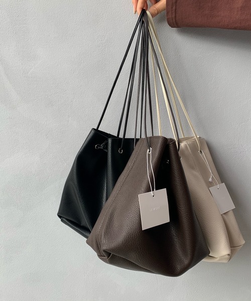 LE MORE(リモア)の「3wayフェイクレザーバッグ(ハンドバッグ・レディース・ブラック/アイボリー/ブラウン・FREE)」の5枚目の写真