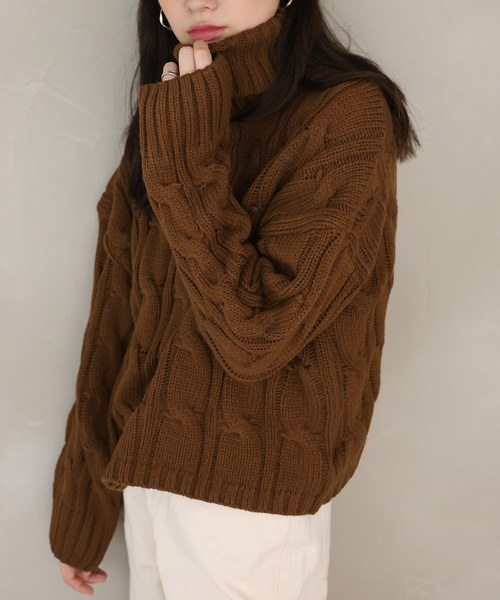 Girly Doll（ガーリードール）の「タートルケーブルニット（ニット/セーター・レディース・モカ/グレー/レッド/オフホワイト/ブラック/ネイビー/キャメル/グレー系その他/ブルー系その他/ホワイト系その他/レッド系その他/ブラウン系その他/イエロー系その他/ブラック系その他・F）」の11枚目の写真