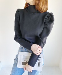 パフスリーブタートルネックニット
