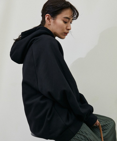 ECRIRE（エクリール）の「マルチカラーフーディー（パーカー・レディース・ブラック/グレー/ピンク/アイボリー/ダークグリーン/カーキ・フリー）」の9枚目の写真