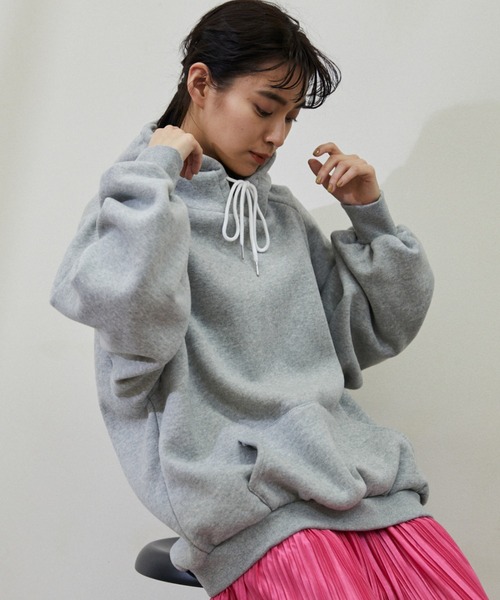 ECRIRE（エクリール）の「マルチカラーフーディー（パーカー・レディース・ブラック/グレー/ピンク/アイボリー/ダークグリーン/カーキ・フリー）」の10枚目の写真