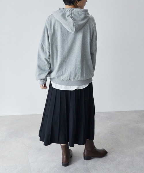 ECRIRE（エクリール）の「マルチカラーフーディー（パーカー・レディース・ブラック/グレー/ピンク/アイボリー/ダークグリーン/カーキ・フリー）」の18枚目の写真