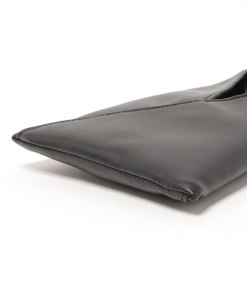 MM6 Maison Margiela（ｴﾑｴﾑｼｯｸｽ ﾒｿﾞﾝ ﾏﾙｼﾞｪﾗ）の「MM6 Maison