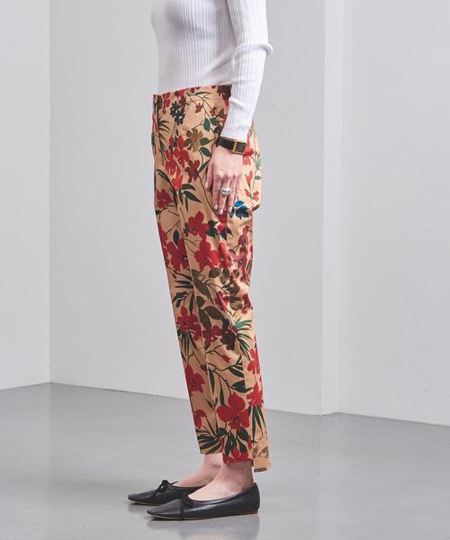 INCOTEX（インコテックス）の「＜INCOTEX（インコテックス）＞TERESA フラワープリント スリムパンツ◆（その他パンツ・レディース・ベージュ/ケリー・40/38/42）」の4枚目の写真