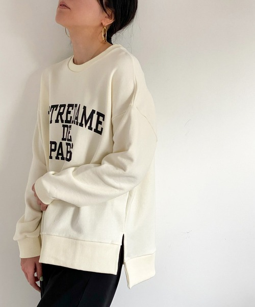 ottilie（オティーリエ）の「サイドスリットプリントスウェット（スウェット・レディース・ネイビー/ピンク/アイボリー・FREE）」の7枚目の写真