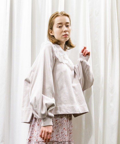 AS KNOW AS PINKY（アズノゥアズピンキー）の「透け衿付けちゃう裏毛プルオーバー（スウェット・レディース・ブラック/アイボリー/杢グレー/ライトピンク・FREE）」の4枚目の写真