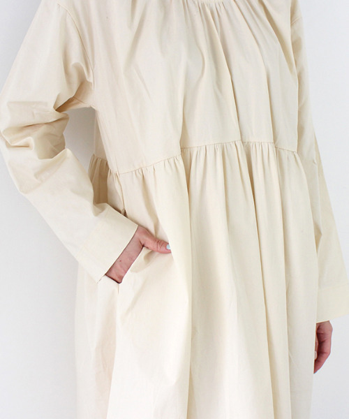 MODE ROBE（モードローブ）の「ラウンドネックコットンワンピース（ワンピース・レディース・ブラック/アイボリー・FREE）」の16枚目の写真