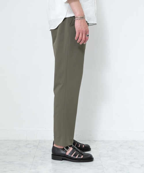 URBAN RESEARCH ROSSO MEN(アーバンリサーチロッソメン)の「SOLOTEX4WAYストレッチイージーパンツ(スラックス・メンズ・ネイビー/カーキ/ベージュ/グレー/ブラック・LARGE/SMALL/MEDIUM/X-LARGE)」の6枚目の写真