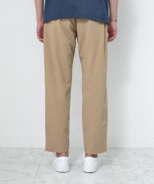 URBAN RESEARCH ROSSO MEN(アーバンリサーチロッソメン)の「SOLOTEX4WAYストレッチイージーパンツ(スラックス・メンズ・ネイビー/カーキ/ベージュ/グレー/ブラック・LARGE/SMALL/MEDIUM/X-LARGE)」の15枚目の写真