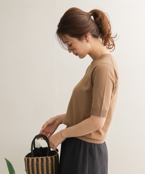 URBAN RESEARCH DOORS(アーバンリサーチドアーズ)の「ハイツイストコットンハーフスリーブニット(ニット/セーター・レディース・ブラック/ベージュ/ブルー/グリーン系その他・ONE)」の8枚目の写真