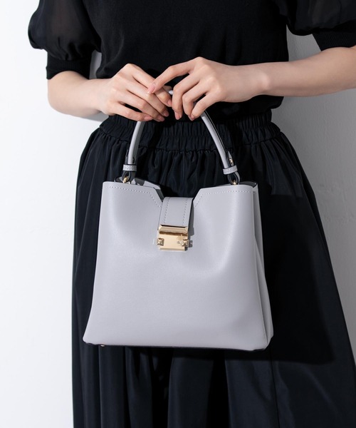 Edit Sheen（エディットシーン）の「【High-Line】スクエアスタッズフラップバッグカラーミディ（ハンドバッグ・レディース・ベージュ/ミント/イエロー/ベビーピンク/ライトグレー/ブラック/ダークベージュ・FREE）」の22枚目の写真