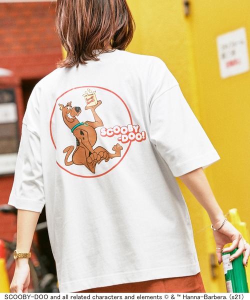 LOONEY TUNES CLASSIC（ルーニーチューンズクラシック）の「レトロアメコミ 別注 アソートデザイン オーバーサイズ半袖カットソー（Tシャツ/カットソー・メンズ・ホワイト系その他/グレー系その他/ベージュ系その他/ブルー系その他/ホワイト系その他2/ホワイト系その他3/ホワイト系その他4/ホワイト系その他5/ホワイト系その他6/グレー系その他2/グレー系その他3/グレー系その他4/グレー系その他5/グレー系その他6/ベージュ系その他2/ベージュ系その他3/ブルー系その他2/ブルー系その他3・M/L）」の5枚目の写真