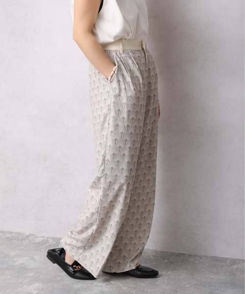 ap retro（アプレトロ）の「ウエスト配色スラックスパンツ【ZOZO限定アイテム】（その他パンツ・レディース・ブラック/アイボリー/ライトベージュ・FREE）」の5枚目の写真