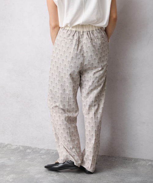 ap retro（アプレトロ）の「ウエスト配色スラックスパンツ【ZOZO限定アイテム】（その他パンツ・レディース・ブラック/アイボリー/ライトベージュ・FREE）」の7枚目の写真