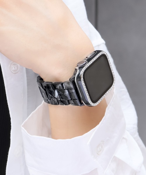 Urban Coral（アーバンコーラル）の「Apple Watch Band / アップルウォッチ バンド マーブルキャンディー / Urban Coral（デジタル腕時計・レディース・ホワイト系その他/ブラウン系その他/ブルー系その他/ラベンダー/ピンク系その他/ピンク系その他2/レオパード/ブラウン系その他2/ブラウン系その他3/ピンク系その他4/ピンク系その他3/ホワイト系その他2/ブラック系その他/パープル系その他/ベージュ系その他/ホワイト系その他3/ピンク系その他5/ピンク系その他7/ピンク系その他6/ホワイト系その他4/ダークブラウン系/ブルー系その他2/ピンク系/ホワイト系その他5/ブラック系その他2/マルチ・40mm/44mm）」の7枚目の写真