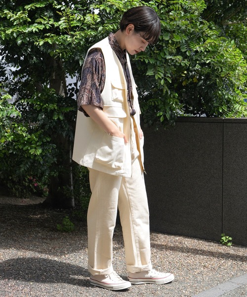 kutir(クティール)の「フィッシングベスト(ベスト・レディース・ホワイト/ブラック/カーキ・FREE)」の4枚目の写真