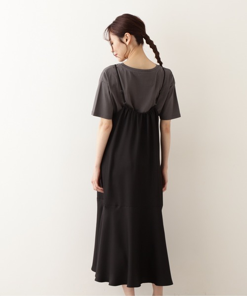 NATURAL BEAUTY BASIC（ナチュラルビューティーベーシック）の「シルキーサテン　キャミワンピース/0171240671（ワンピース・レディース・ブラック/キャメル/グレー・SMALL/MEDIUM）」の5枚目の写真
