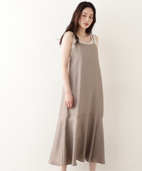 NATURAL BEAUTY BASIC（ナチュラルビューティーベーシック）の「シルキーサテン　キャミワンピース/0171240671（ワンピース・レディース・ブラック/キャメル/グレー・SMALL/MEDIUM）」の15枚目の写真