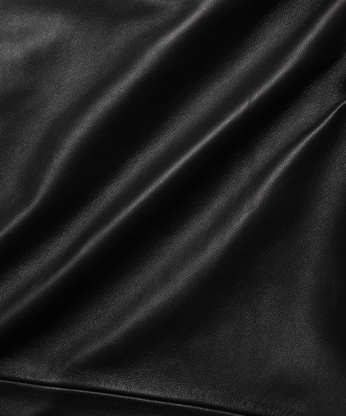 ADAM ET ROPE'（アダムエロペ）の「シープレザー ワイドテーパードパンツ/UNISEX（その他パンツ・メンズ・ブラック・M/S/L）」の15枚目の写真