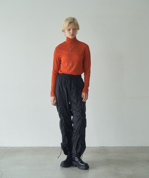 Happy John（ハッピージョン）の「high neck long color tops