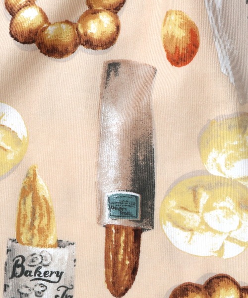 trois lapins kp（トロワラパンケーピー）の「ブレッド柄　ワンピース(100-130cm)（ワンピース・キッズ・ベージュ/グリーン・110cm/100cm/120cm/130cm）」の7枚目の写真