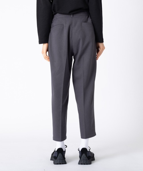 MYSELF ABAHOUSE（マイセルフアバハウス）の「【MYSELF ABAHOUSE】セットアップ対応 アムンゼン ワンタックイージーパンツ（スラックス・メンズ・アイボリー/チャコールグレー/キャメル/ダークグリーン/ブラック・46/48）」の13枚目の写真