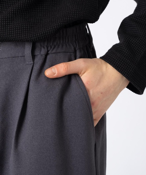 MYSELF ABAHOUSE（マイセルフアバハウス）の「【MYSELF ABAHOUSE】セットアップ対応 アムンゼン ワンタックイージーパンツ（スラックス・メンズ・アイボリー/チャコールグレー/キャメル/ダークグリーン/ブラック・46/48）」の16枚目の写真