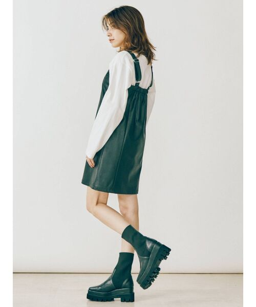 EVRIS(エヴリス)の「スクエアトゥショートブーツ(ブーツ・レディース・ブラウン/ブラック・SMALL/MEDIUM/LARGE)」の8枚目の写真