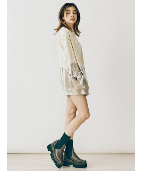 EVRIS(エヴリス)の「スクエアトゥショートブーツ(ブーツ・レディース・ブラウン/ブラック・SMALL/MEDIUM/LARGE)」の5枚目の写真