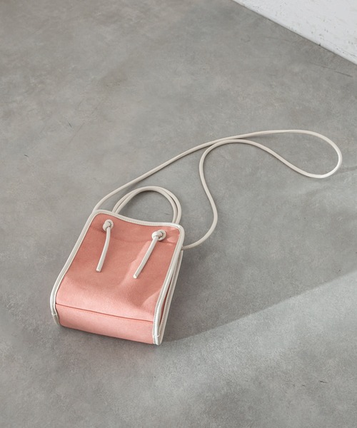 mystic（ミスティック）の「パイピングミニショルダーBAG（ショルダーバッグ・レディース・ブラック/ベージュ/ピンク・ONE SIZE）」の11枚目の写真