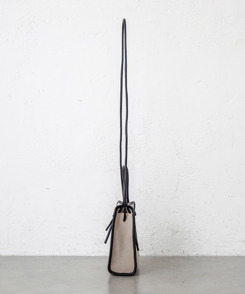 mystic（ミスティック）の「パイピングミニショルダーBAG（ショルダーバッグ・レディース・ブラック/ベージュ/ピンク・ONE SIZE）」の4枚目の写真